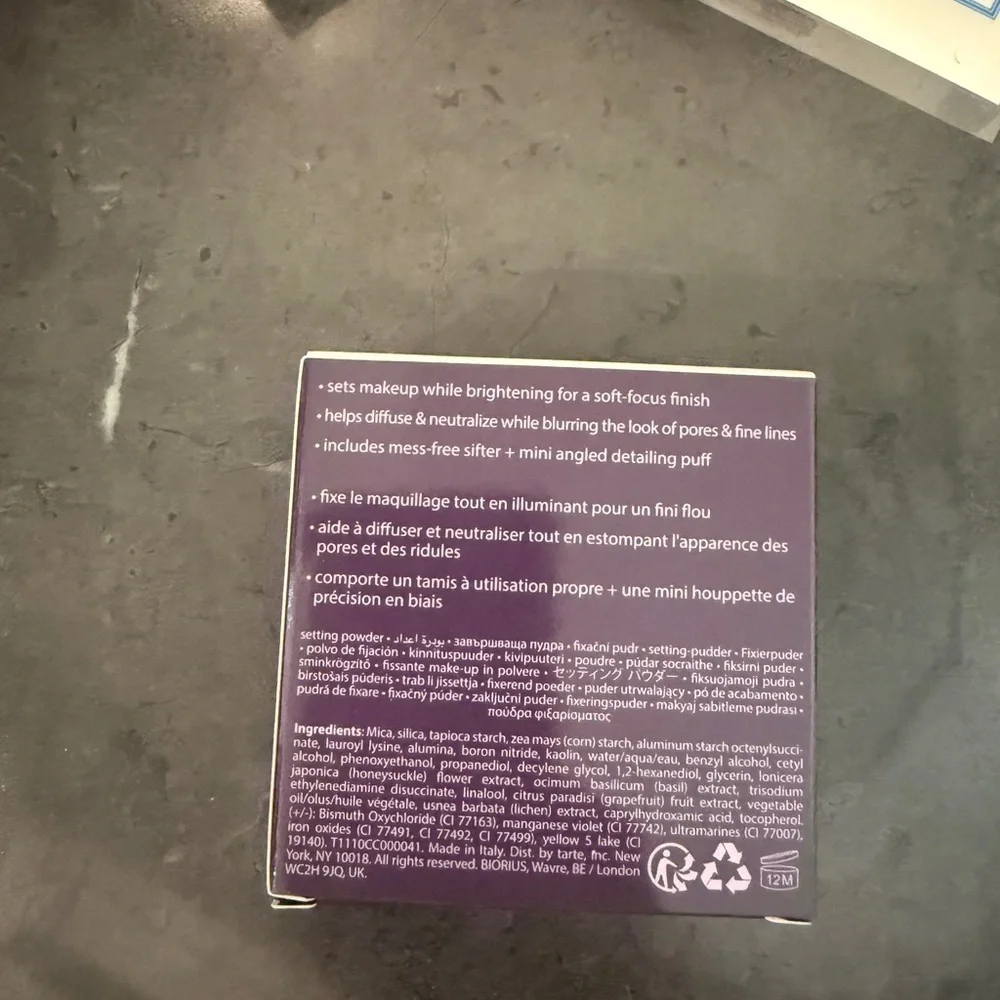 Tarte Creaseless Setting Powder in Purple Box